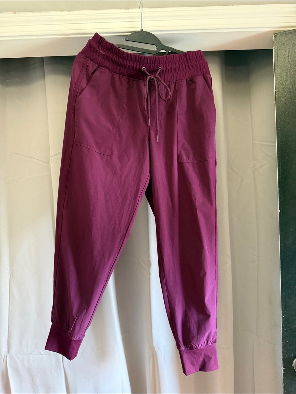 Lou & Grey Plum Joggers
